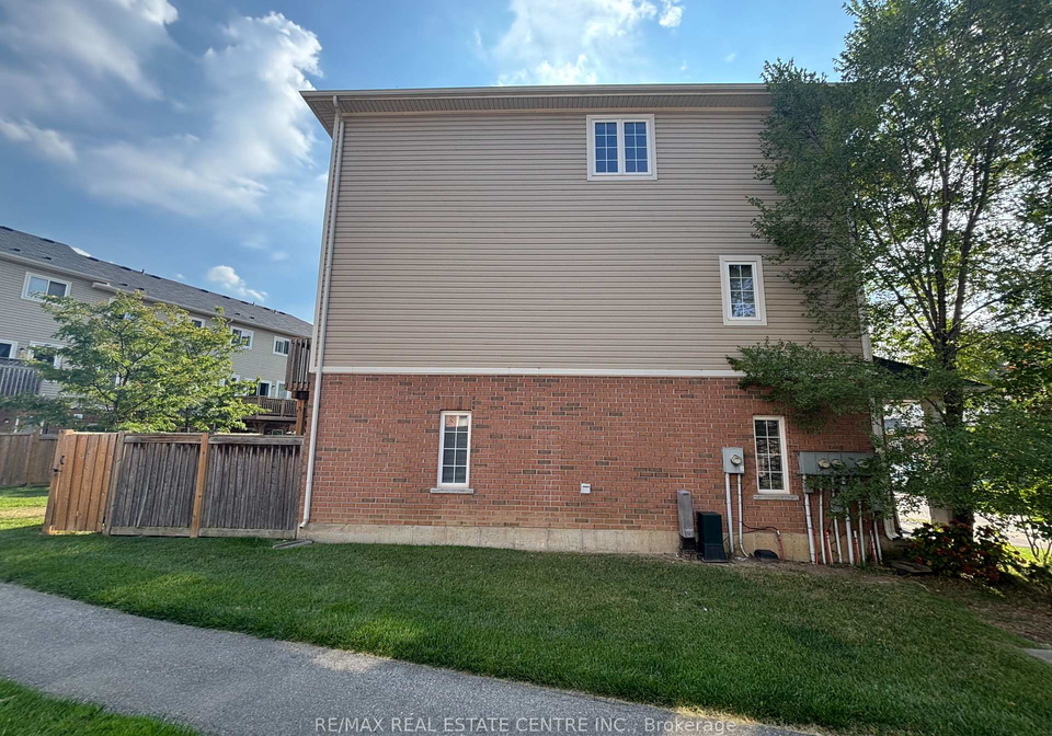100-chester-drive-cambridge-ontario-x12411721