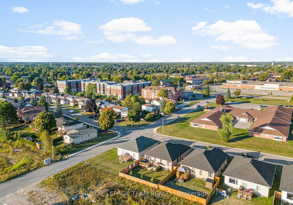 276-wood-avenue-smiths-falls-ontario-x12411728