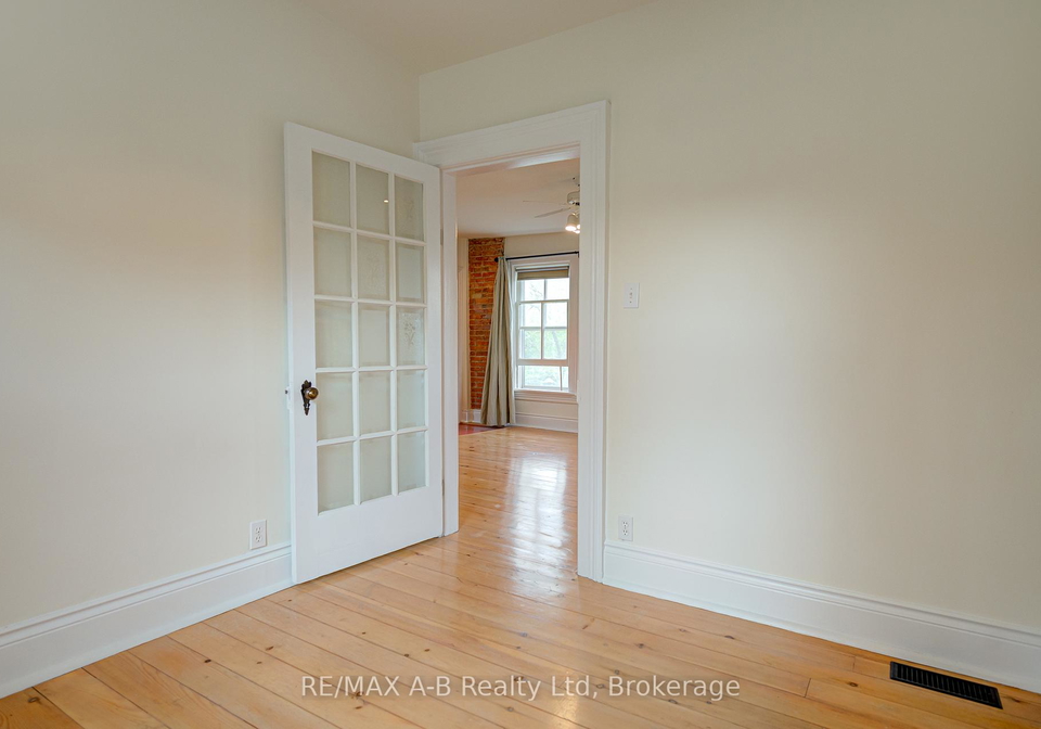 258-douro-street-stratford-ontario-x12412091