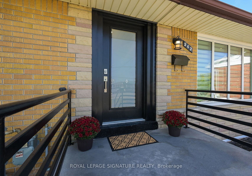 262-barton-street-hamilton-ontario-x12412154