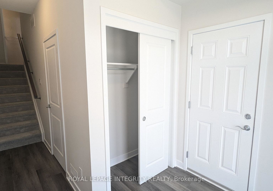76-franchise-private-kanata-ontario-x12412324