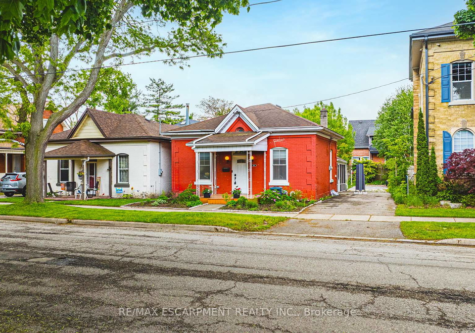18-duke-street-brantford-ontario-x12412327