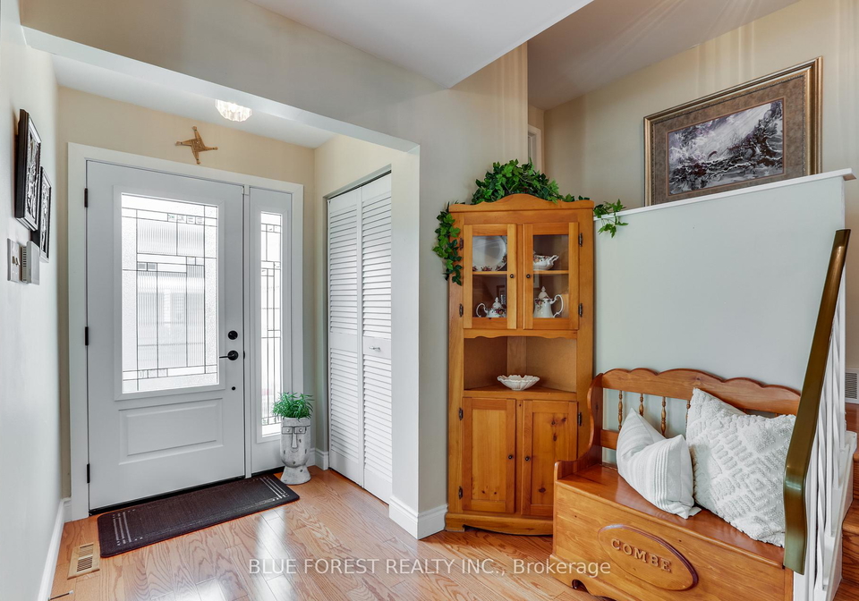 6-ashbury-avenue-london-south-ontario-x12412406