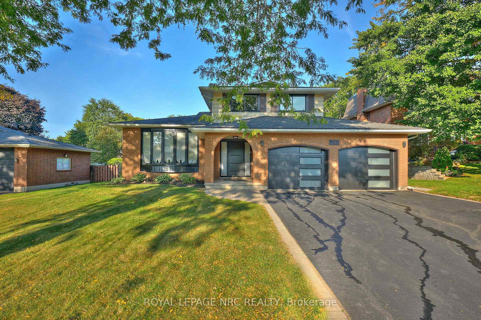 10-willowdale-court-pelham-ontario-x12412429