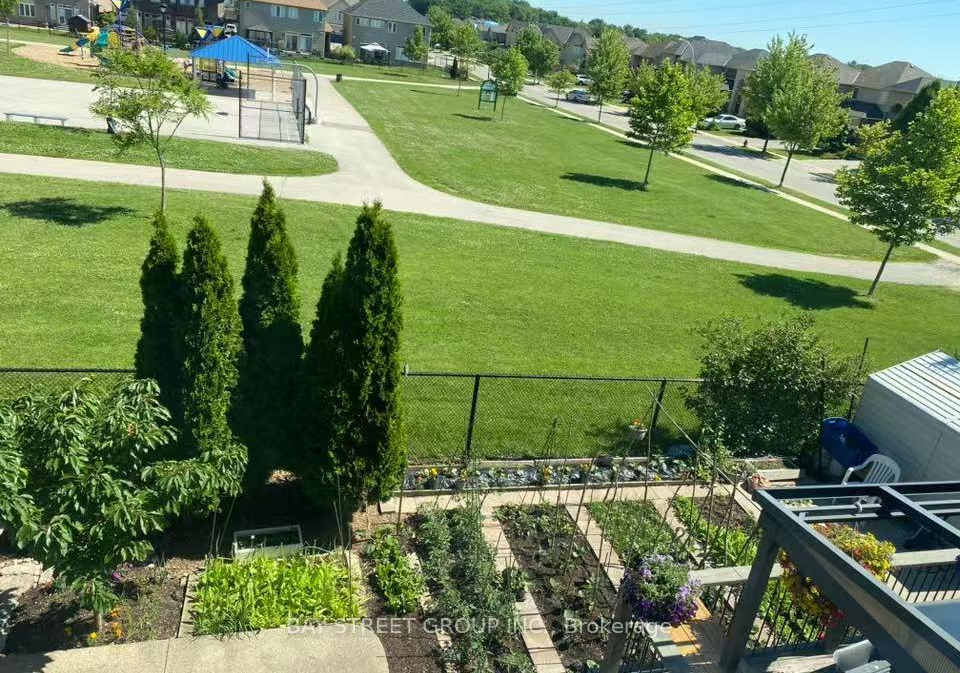 8-charity-court-hamilton-ontario-x12412431