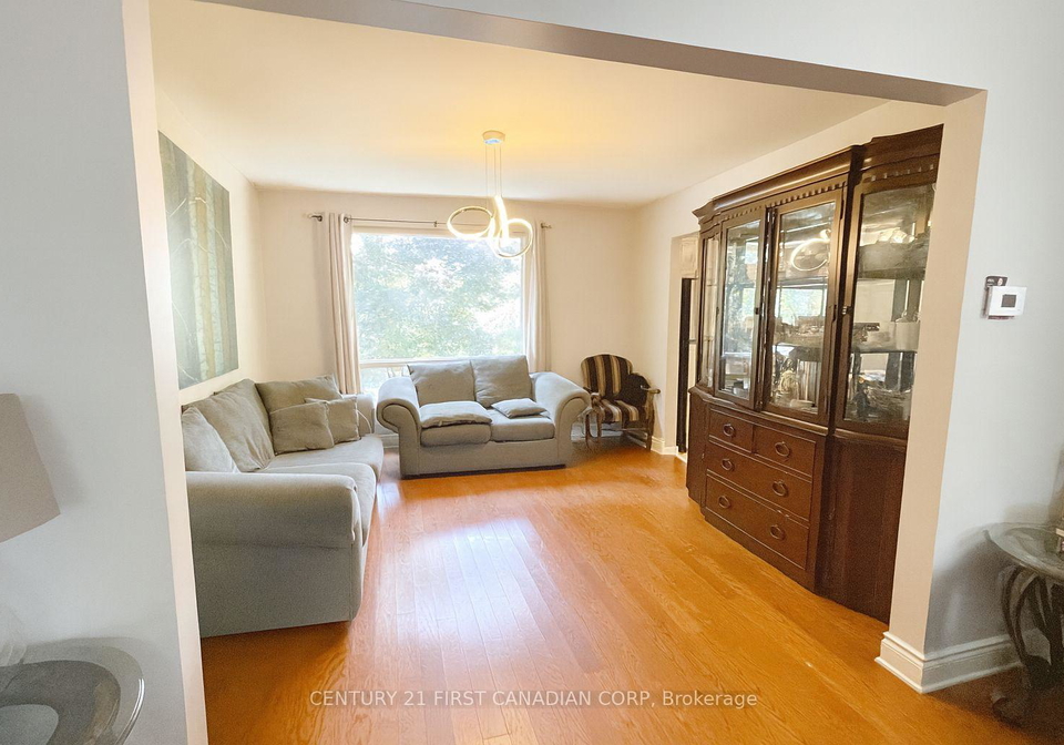 46-comox-court-london-south-ontario-x12412470