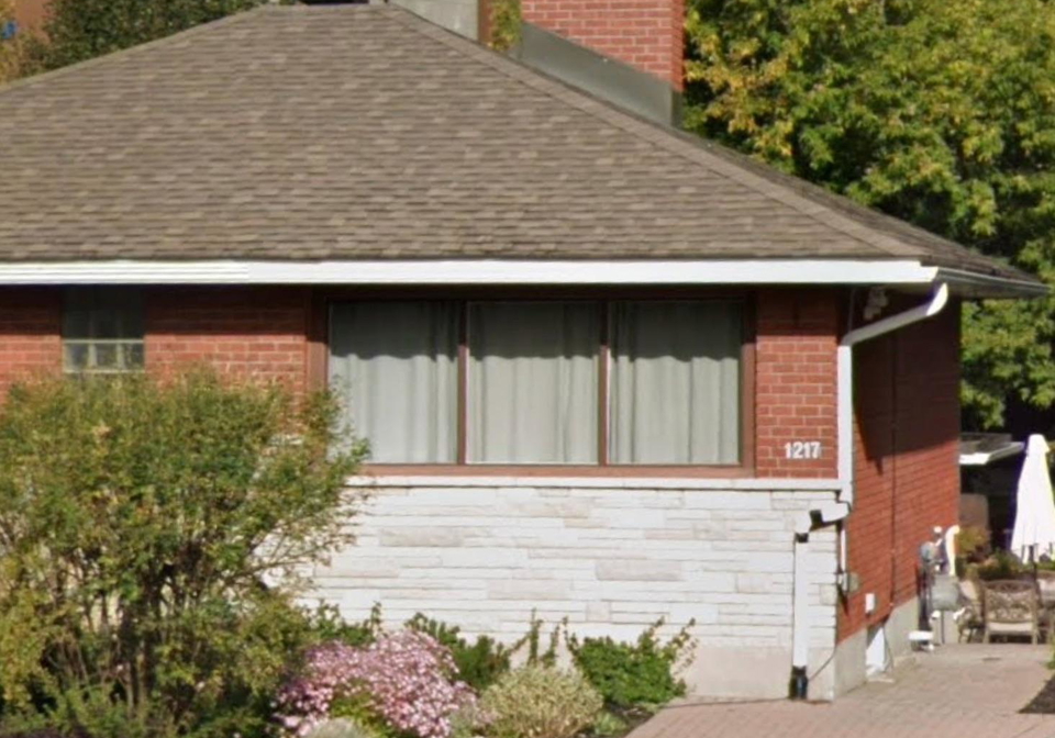 1217-willowdale-avenue-s-ottawa-ontario-x12412622