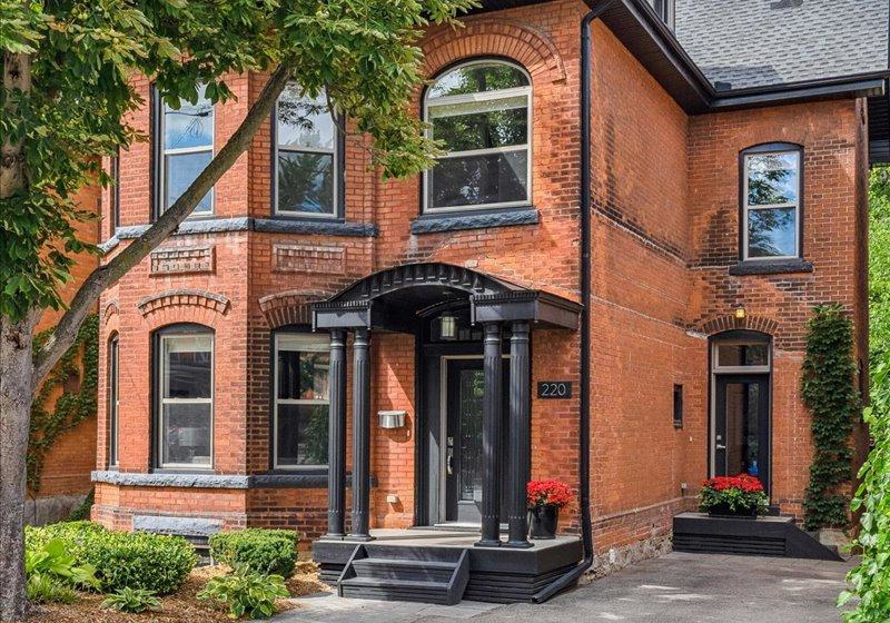 220-herkimer-street-hamilton-ontario-x12412626