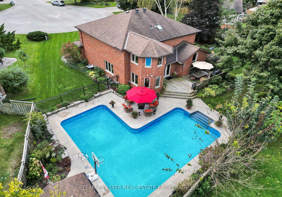 33-hillcrest-court-middlesex-centre-ontario-x12412665