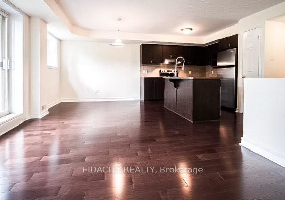 525-stonefield-private-ottawa-ontario-x12412694