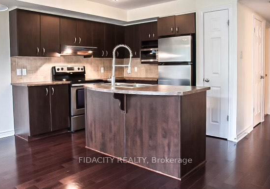 525-stonefield-private-ottawa-ontario-x12412694