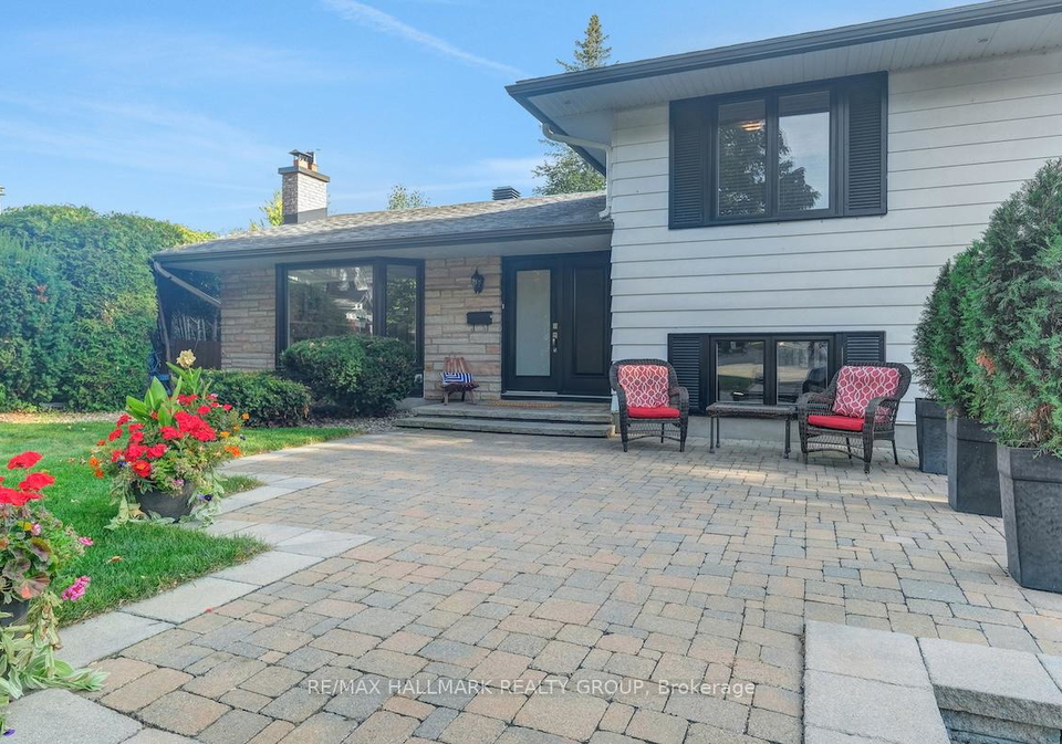 599-duff-crescent-ottawa-ontario-x12413073