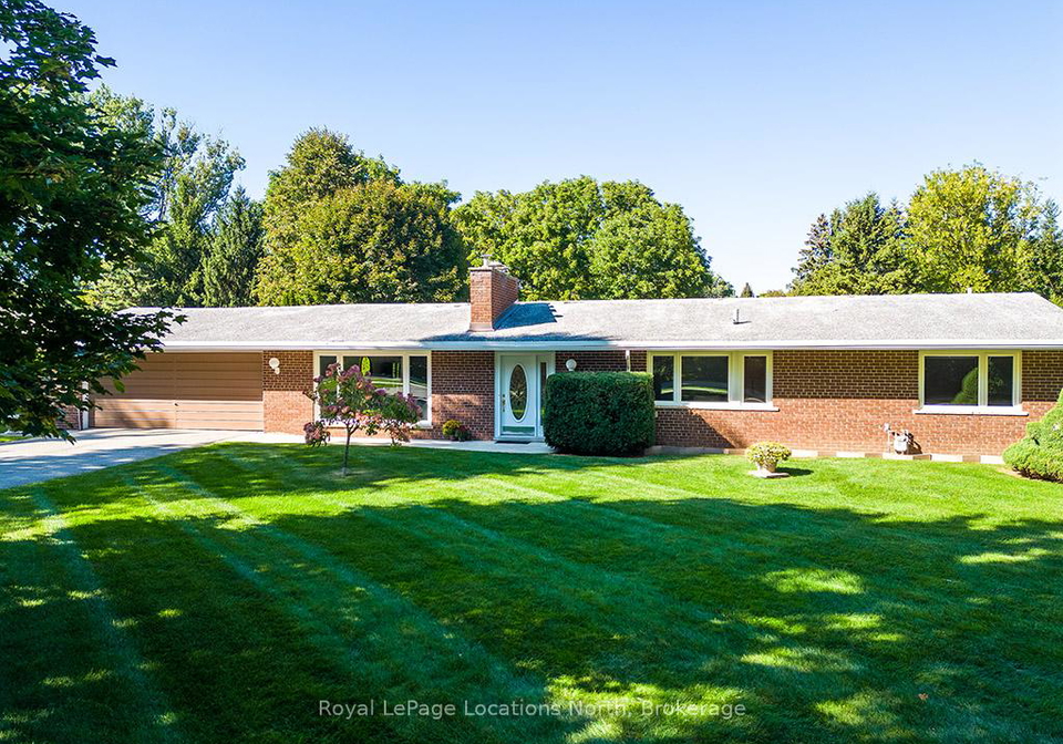 141-hillcrest-drive-blue-mountains-ontario-x12413097