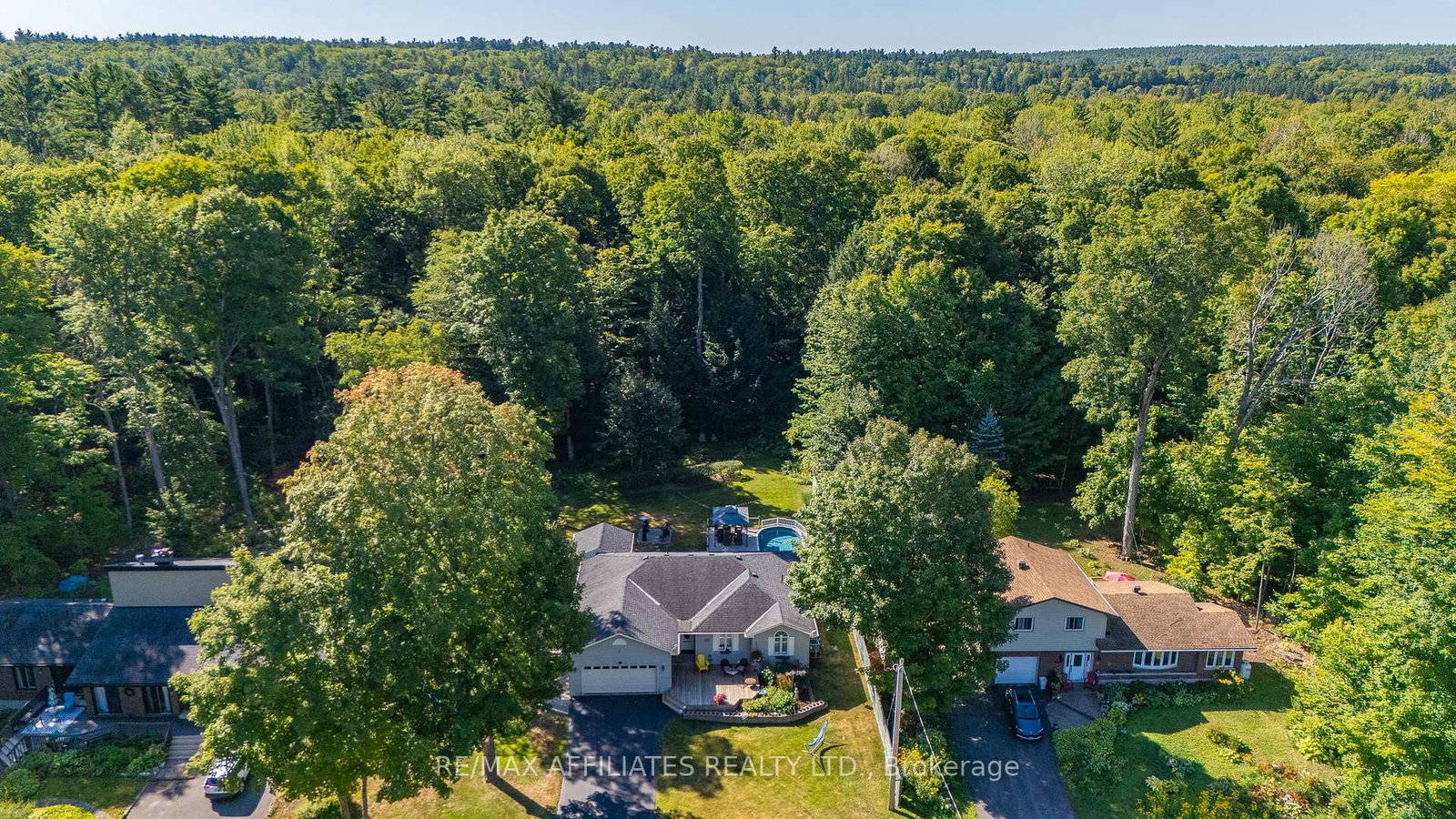 355-riverwood-drive-ottawa-ontario-x12413140
