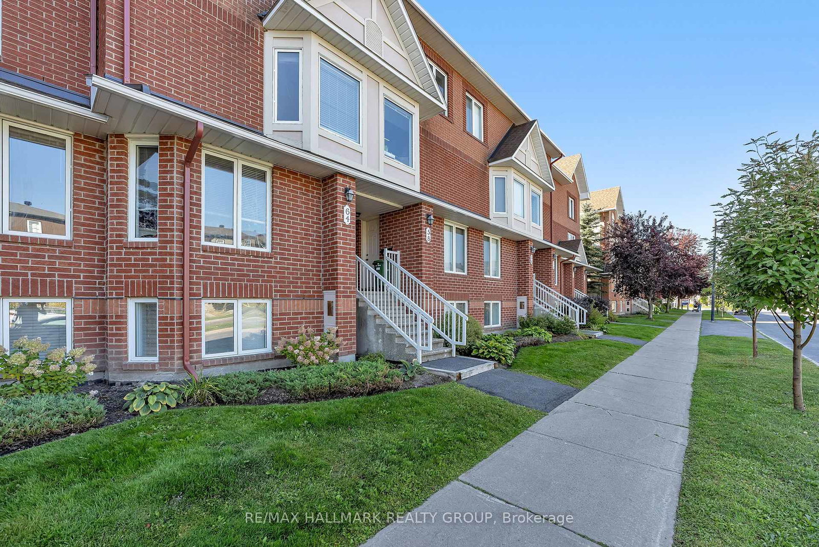 62-lakepointe-drive-ottawa-ontario-x12413557