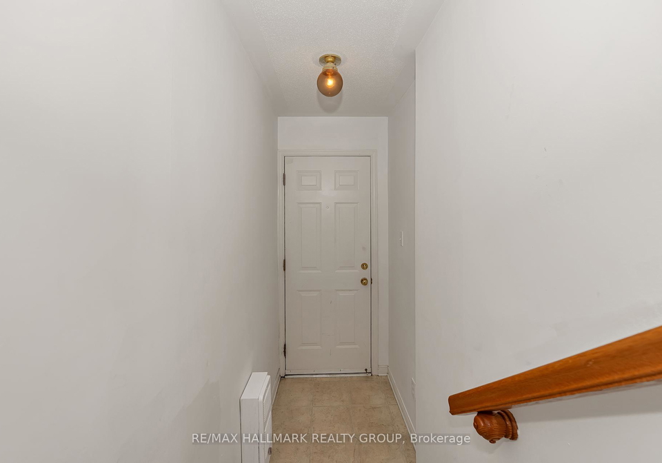 62-lakepointe-drive-ottawa-ontario-x12413557