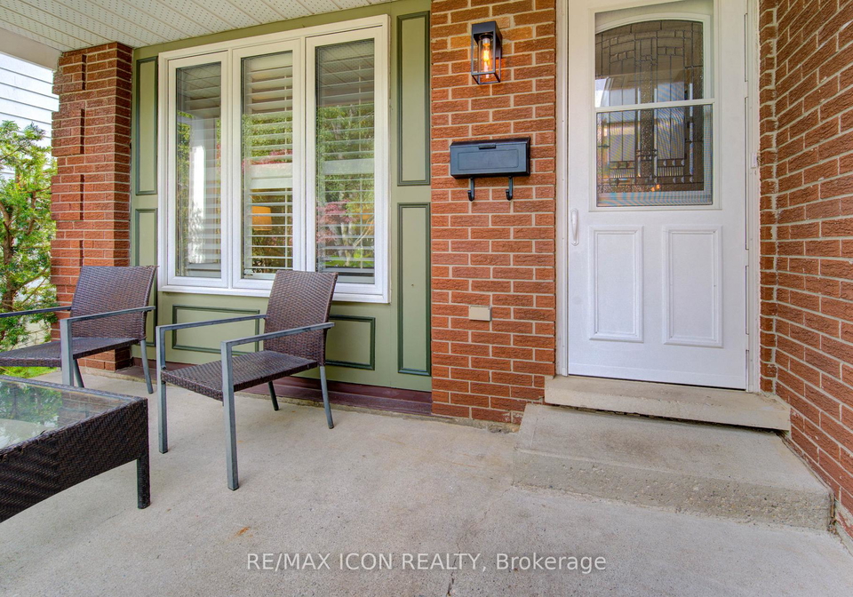 43-winding-way-kitchener-ontario-x12414150