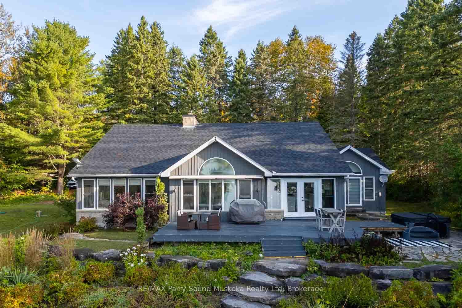 1075-sawmill-lane-lake-of-bays-ontario-x12414215