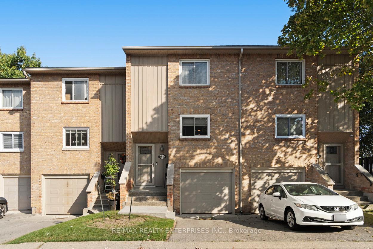 63-fonthill-road-hamilton-ontario-x12414251