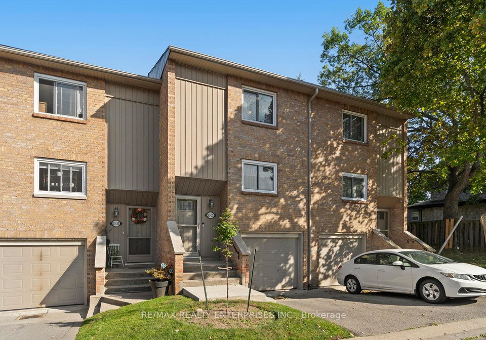 63-fonthill-road-hamilton-ontario-x12414251