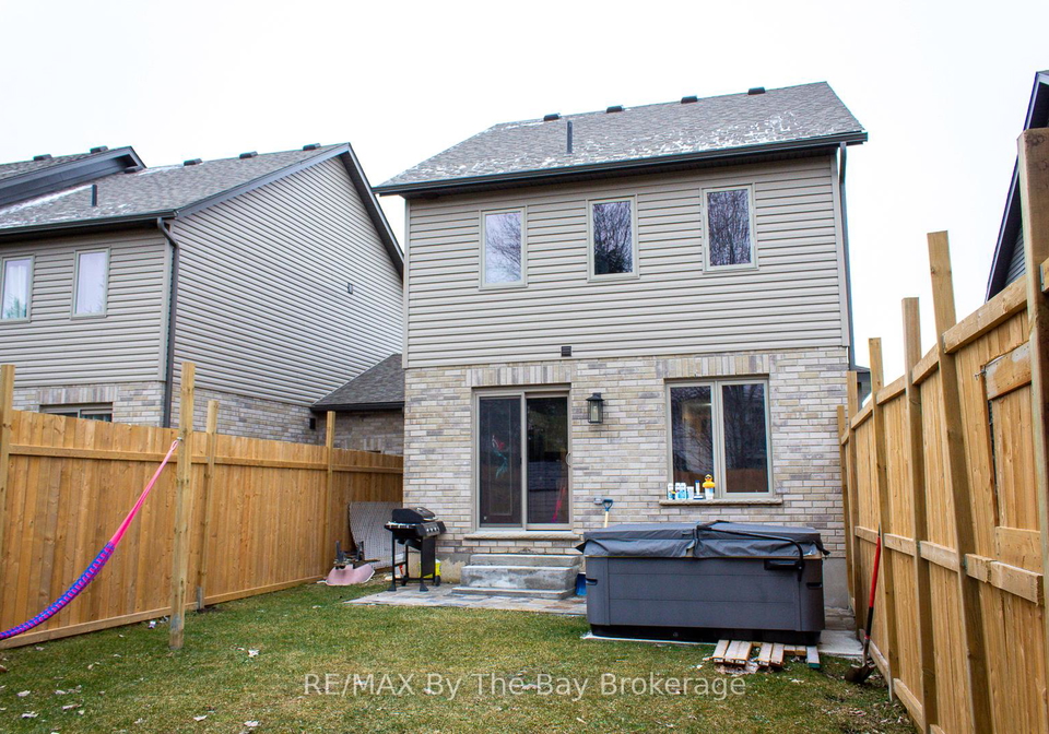 131-stonebrook-way-grey-highlands-ontario-x12414267