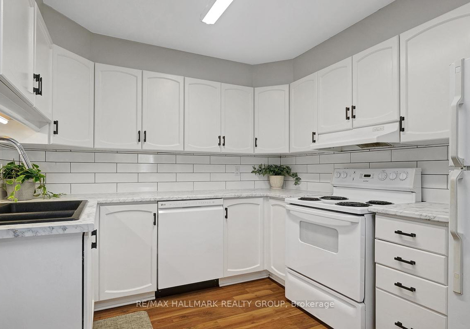1750-marsala-crescent-ottawa-ontario-x12414606