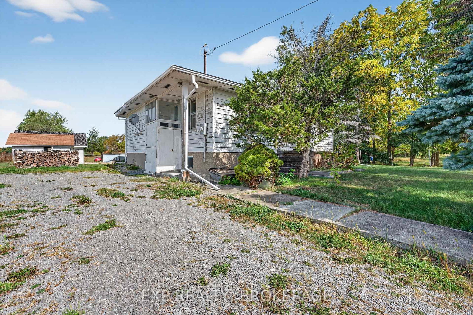1195-simmons-road-loyalist-ontario-x12414640