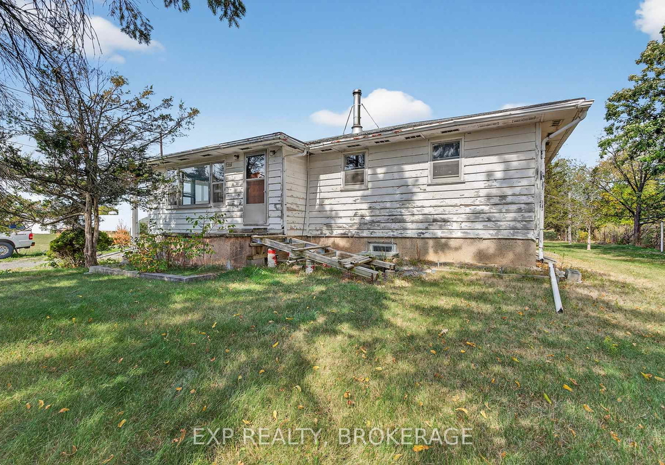 1195-simmons-road-loyalist-ontario-x12414640