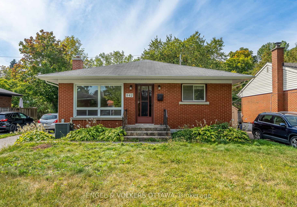 942-arkell-street-ottawa-ontario-x12414645