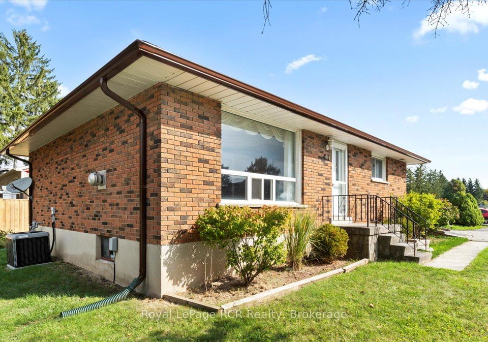 400-3rd-street-hanover-ontario-x12414770