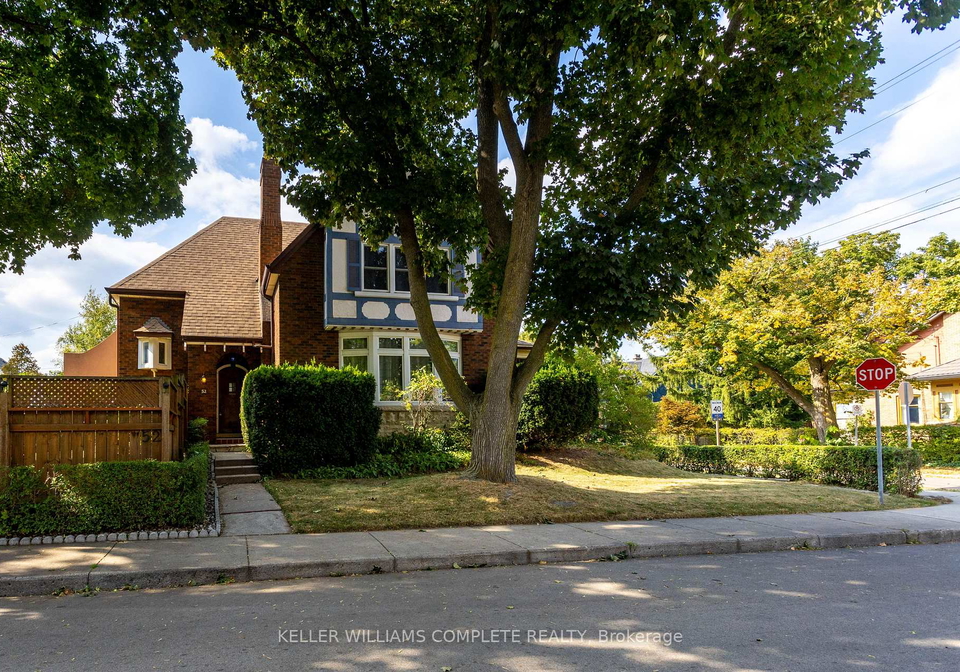 52-balmoral-avenue-s-hamilton-ontario-x12414787