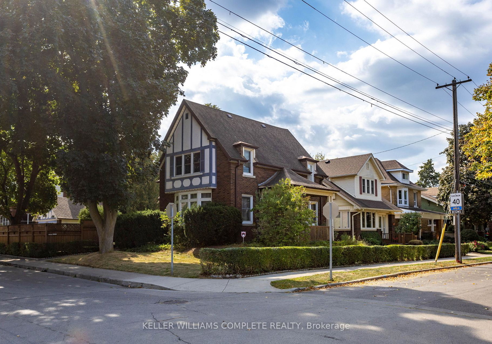 52-balmoral-avenue-s-hamilton-ontario-x12414787