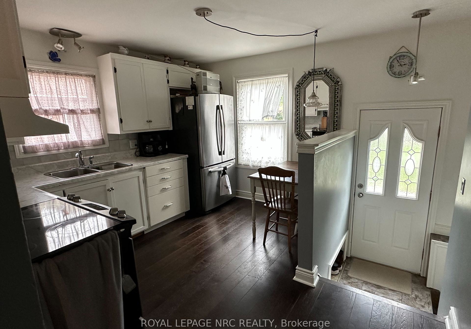 240-york-street-st-catharines-ontario-x12414935
