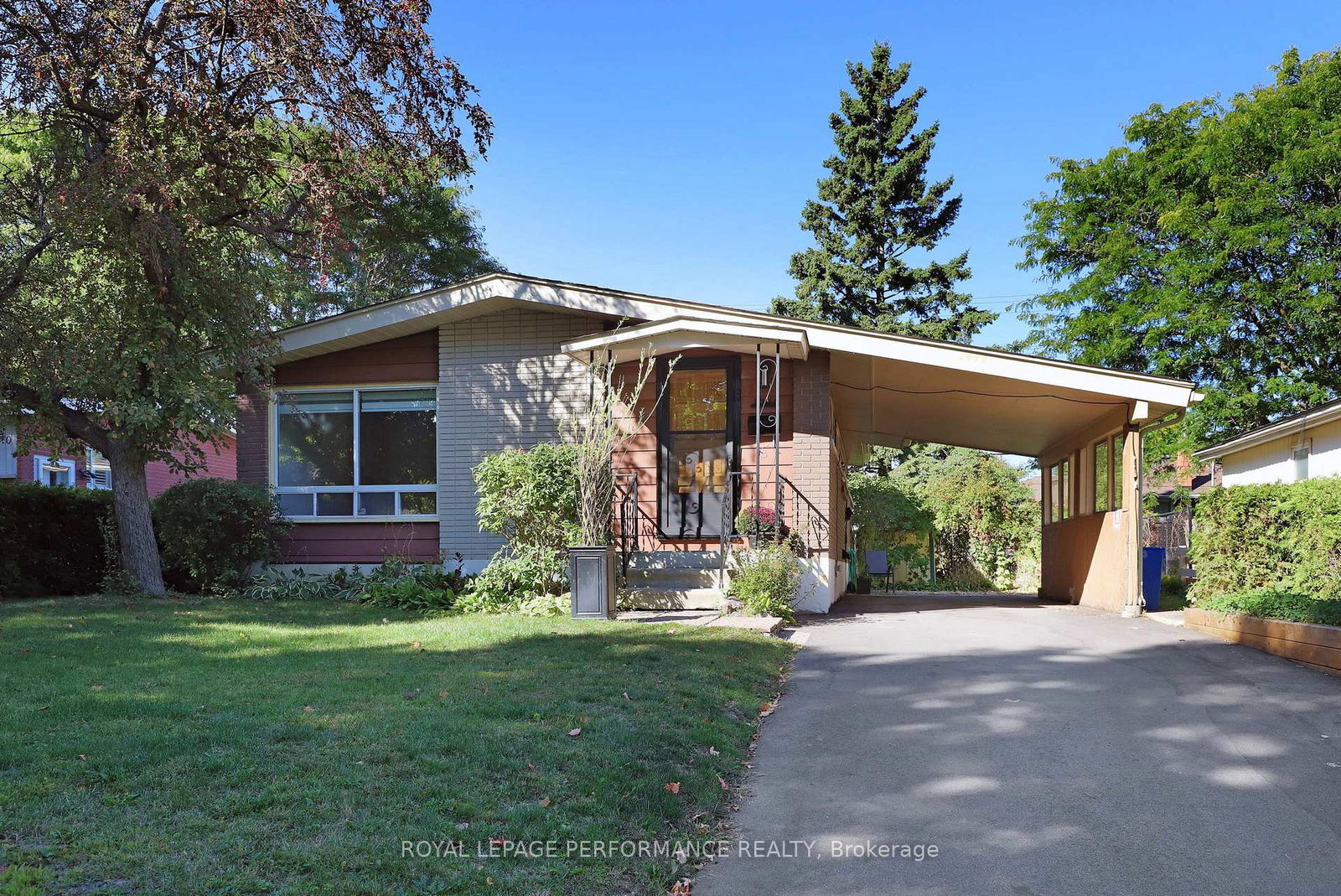 2066-cornish-street-ottawa-ontario-x12414950