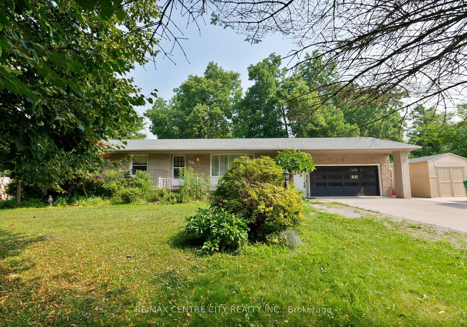 233-amy-street-southwest-middlesex-ontario-x12414961