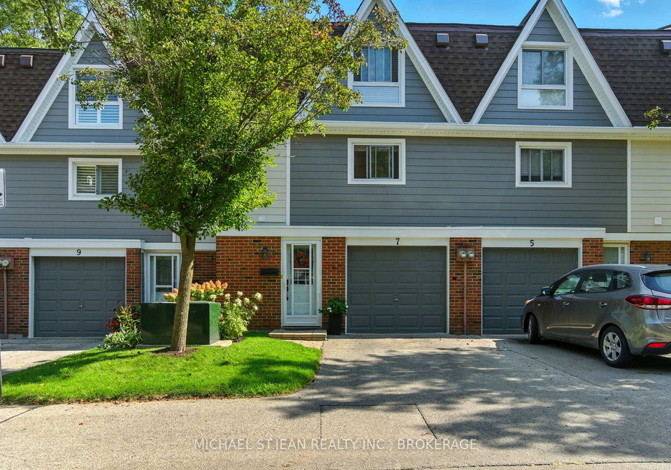 7-trudy-court-hamilton-ontario-x12415102