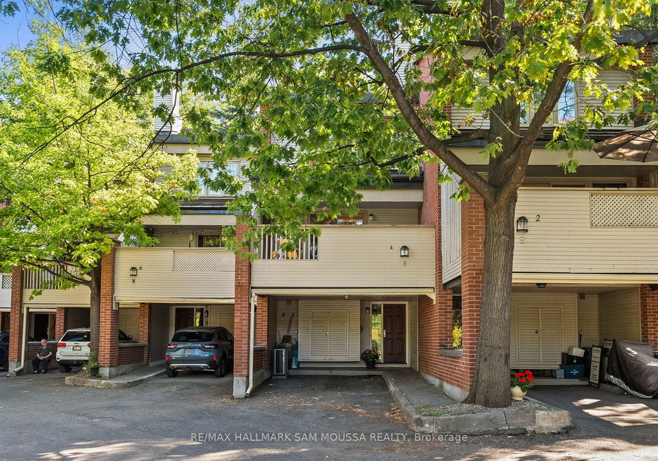 60-greenfield-avenue-ottawa-ontario-x12415175