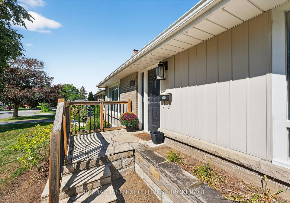 309-arrowhead-place-kingston-ontario-x12415257