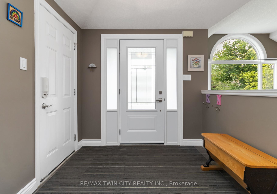 42-sandpiper-drive-guelph-ontario-x12415294