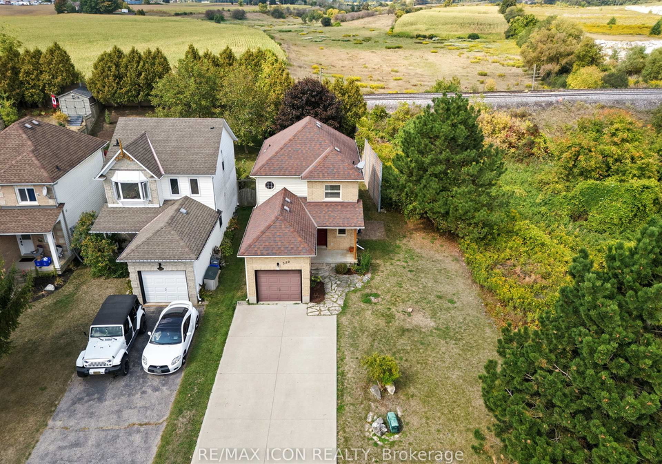 250-inglis-street-north-dumfries-ontario-x12415466