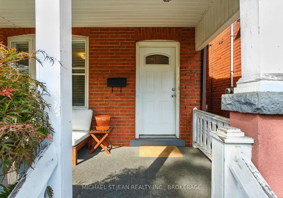 119-rosslyn-avenue-n-hamilton-ontario-x12415614