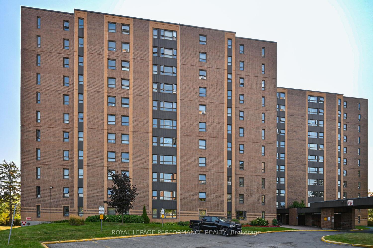 1356-meadowlands-drive-e-ottawa-ontario-x12415862