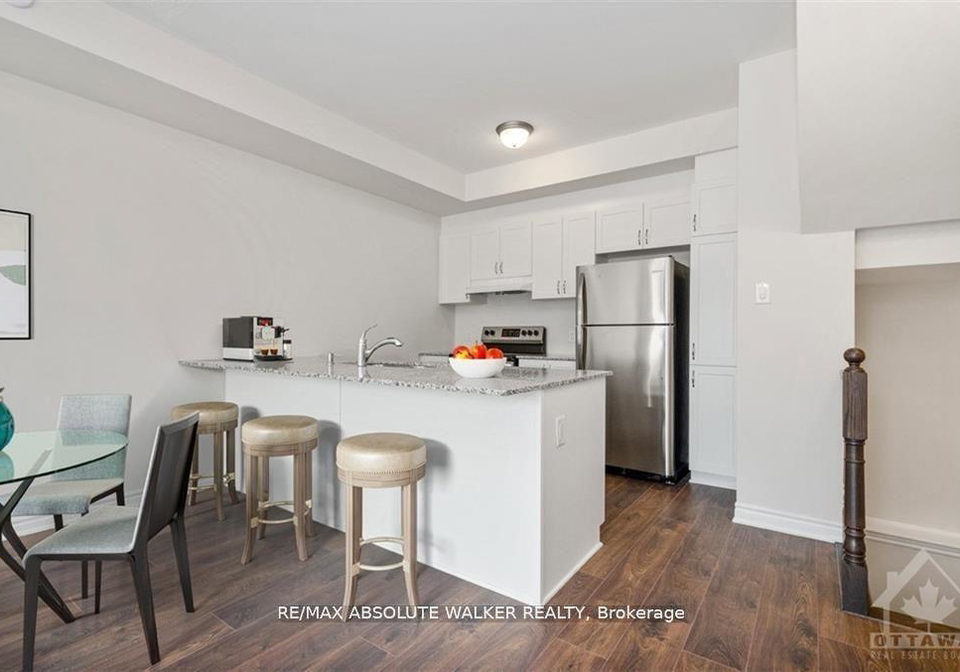517-takamose-private-road-ottawa-ontario-x12415876