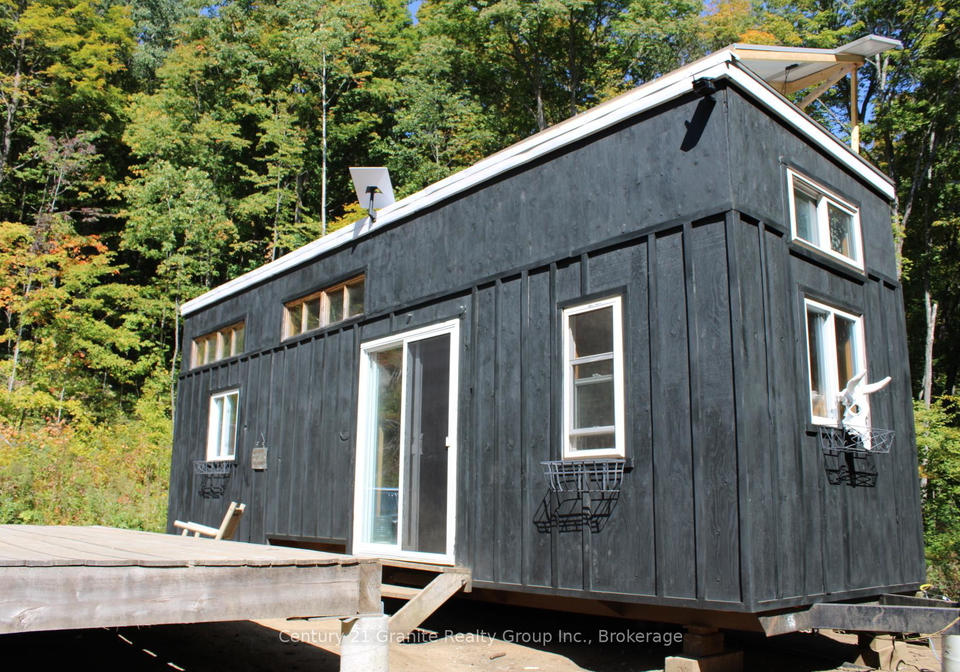 1295-binscarth-trail-dysart-et-al-ontario-x12416068