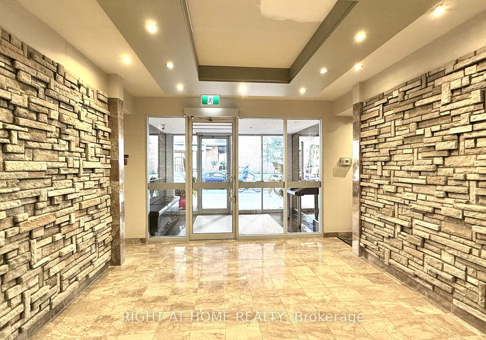 470-laurier-avenue-w-ottawa-ontario-x12416078