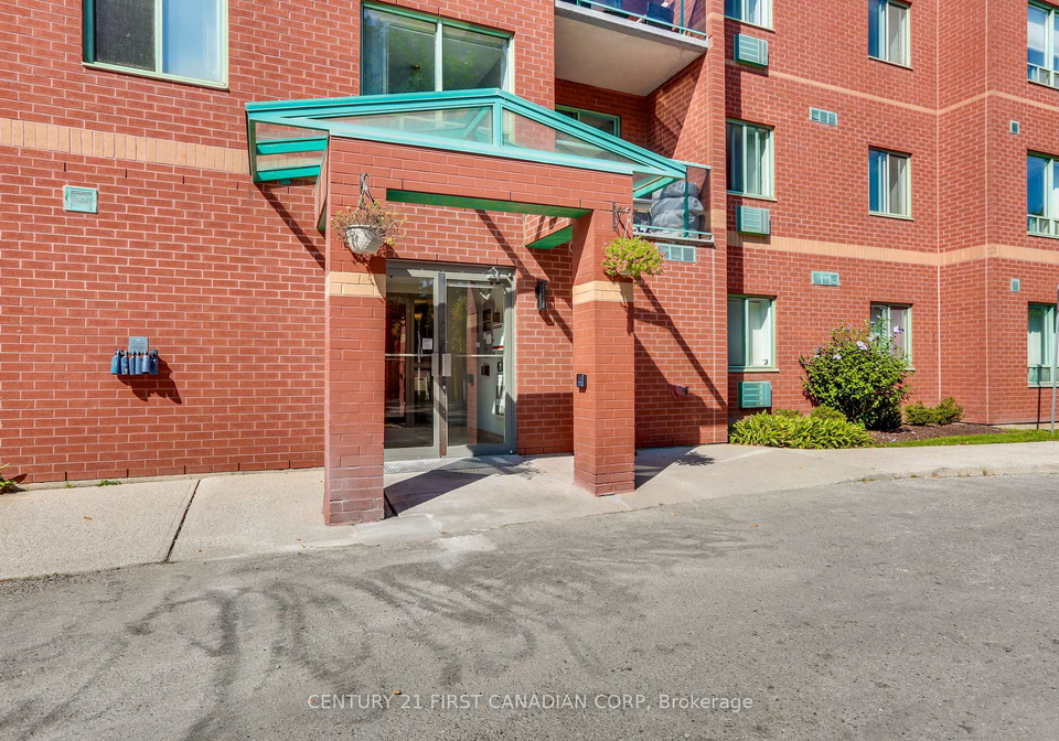 76-baseline-road-w-london-south-ontario-x12416122