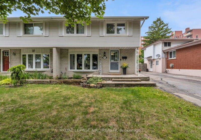 39-meadowlark-street-hamilton-ontario-x12416149