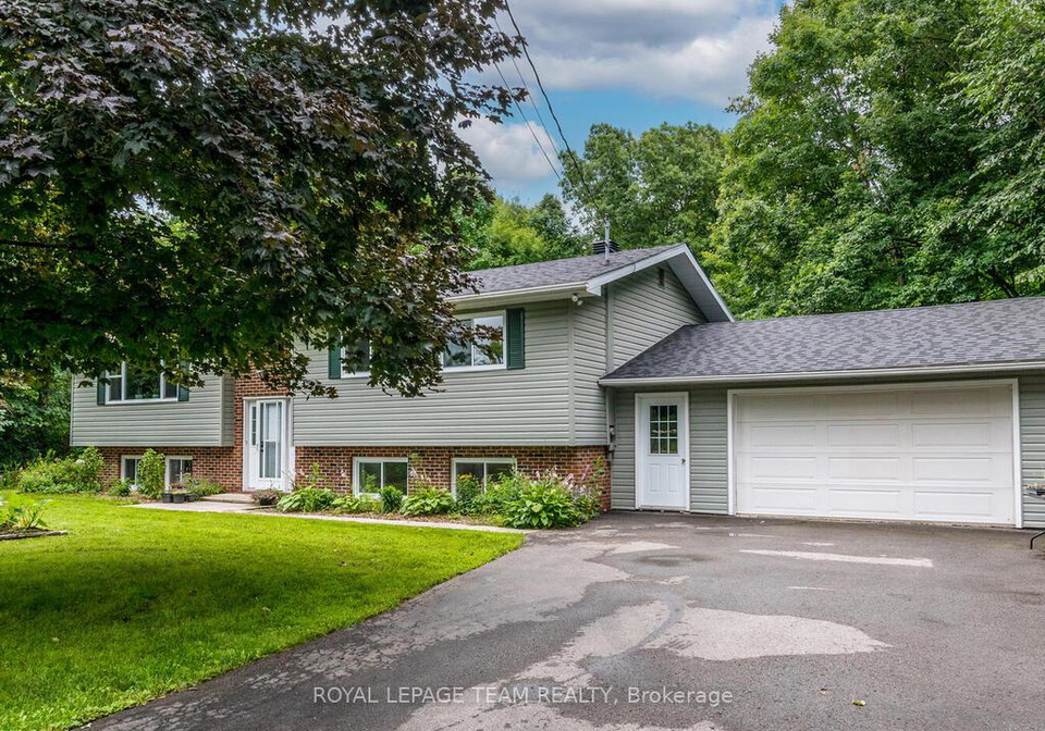 6677-roger-stevens-drive-n-montague-ontario-x12416191