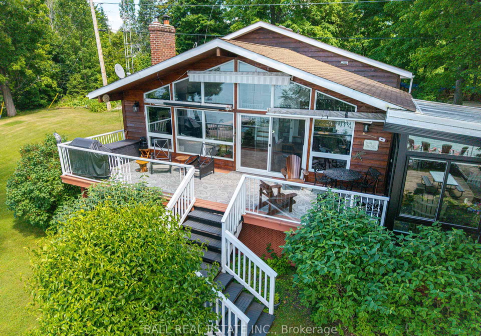 2466-fire-route-13-selwyn-ontario-x12416235