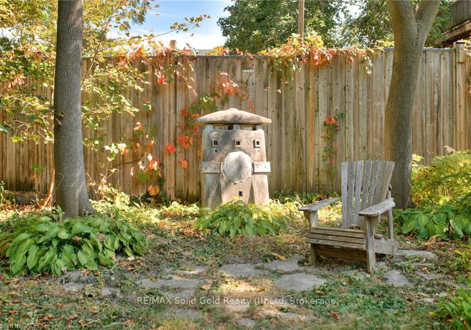 44-ellen-street-e-kitchener-ontario-x12416329